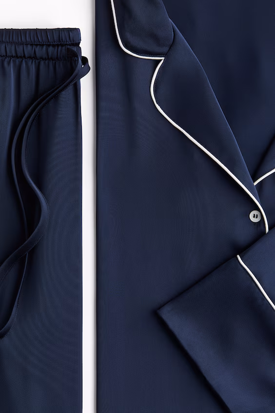 Пижама из атласа