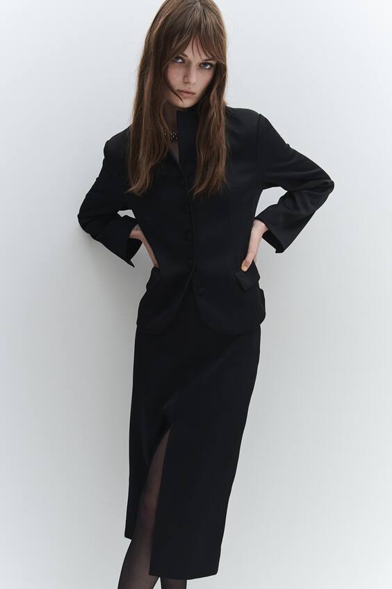 Облегающий блейзер из атласа