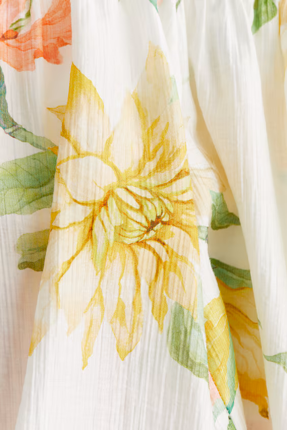 Блуза с обнаженными плечами