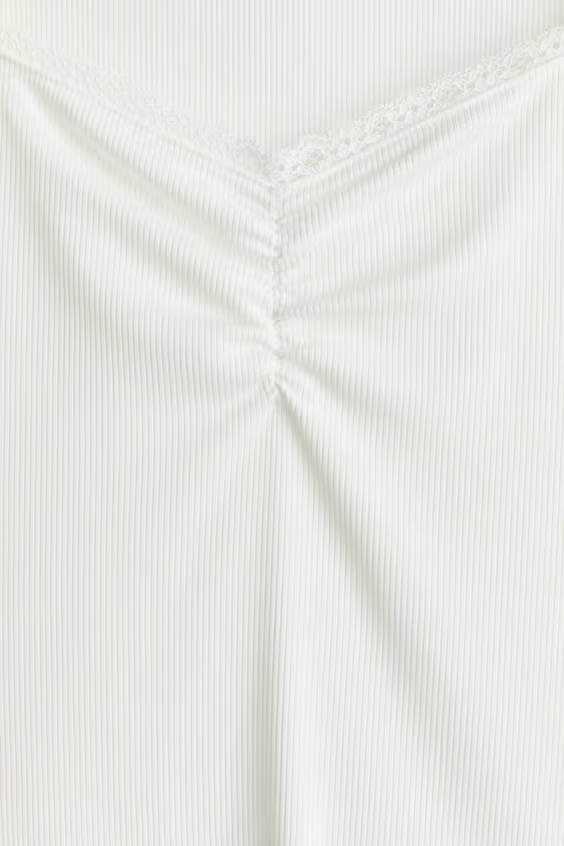 Кружевная рубчиковая топ в короткой длине